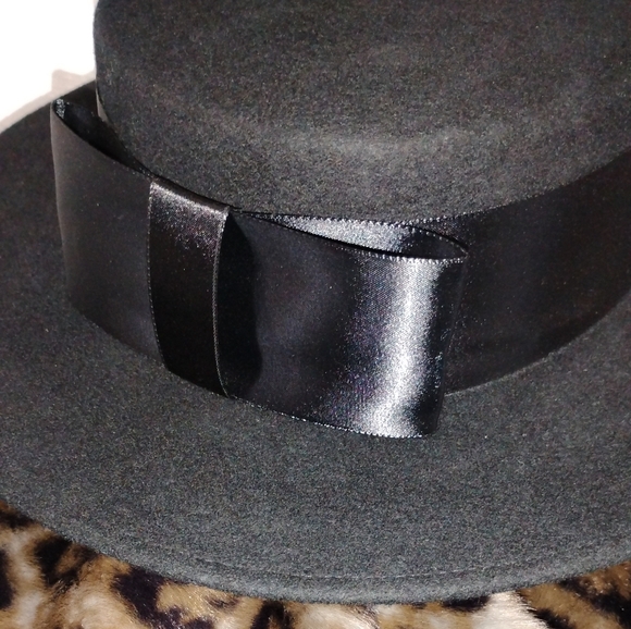 VINTAGE BLACK WOOL HAT - Picture 7 of 8
